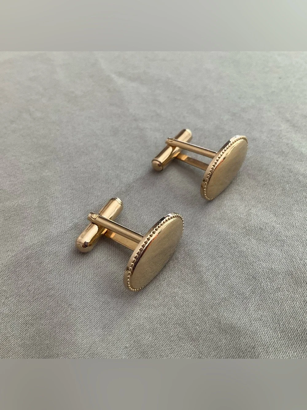 Vintage Gold Oval Beaded Edge Cufflinks